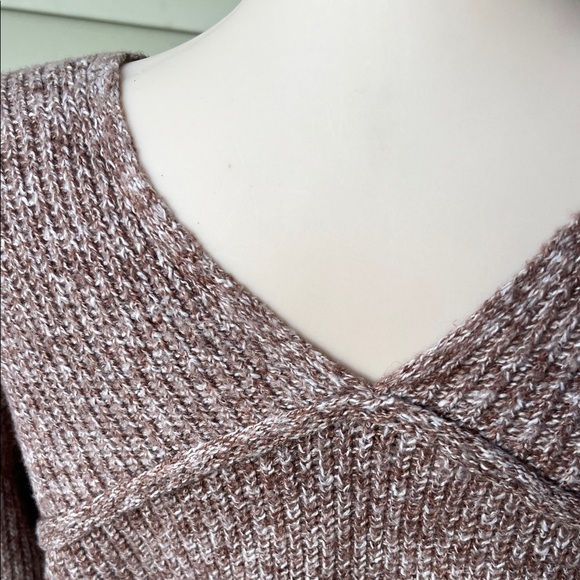 Like new Staccato V-Neck Sweater in Brown - Picture 9 of 13